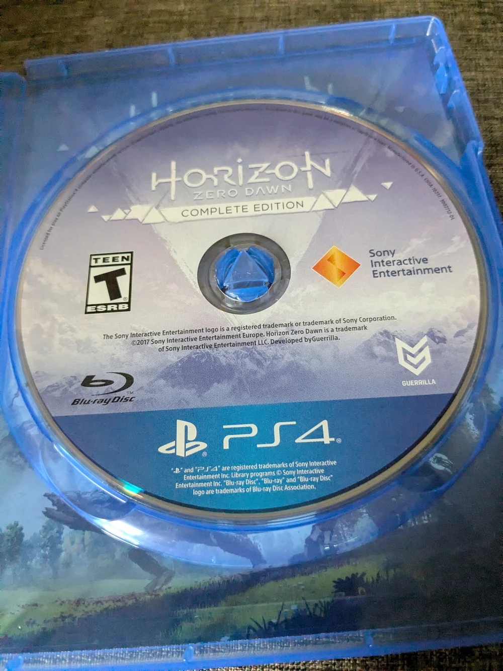 Horizon Zero Dawn Complete Edition PS4 Game - Blue Case